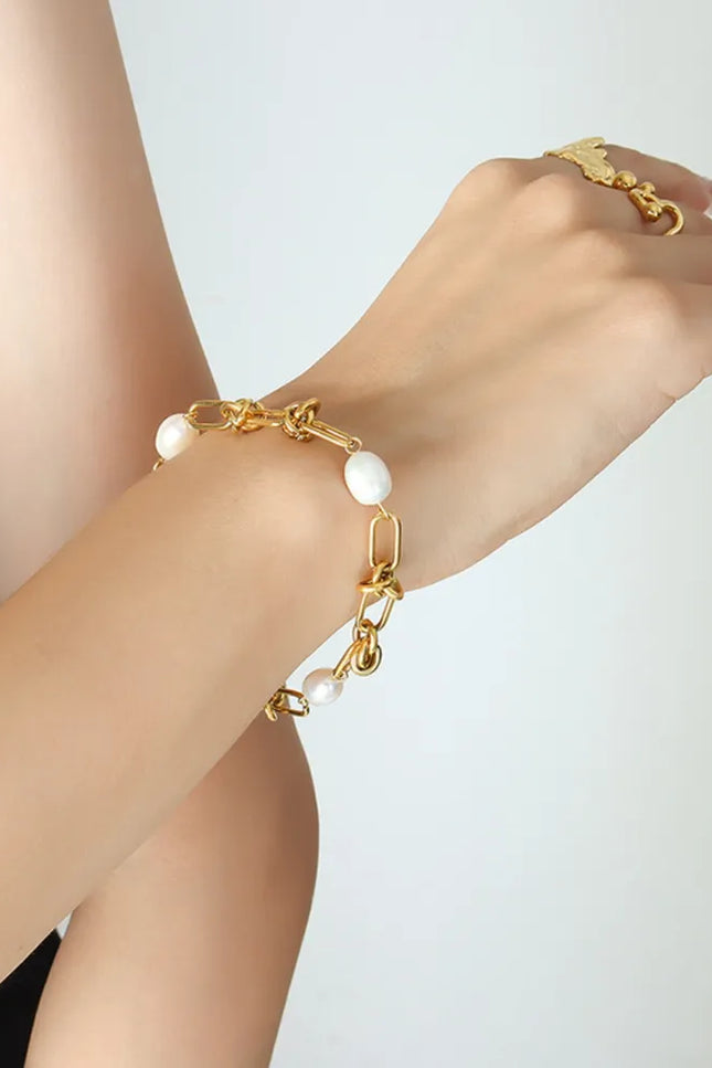 12edd5d8-0abc-471f-bc1c-72e378edc2ac-Max