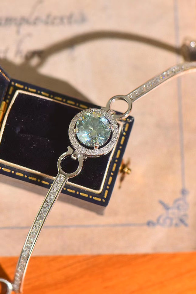 213c9b0090404d028ecd6977323a428e-Max