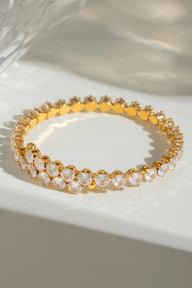 6769863d-caf1-4c82-bbc4-acc0f4cb1245-Max