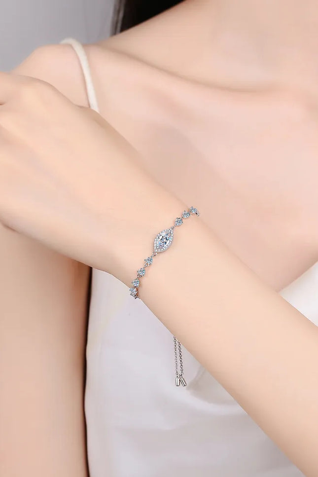 c0366d2a-1ef6-4bff-8ca3-c2bbc3c99e43-Max