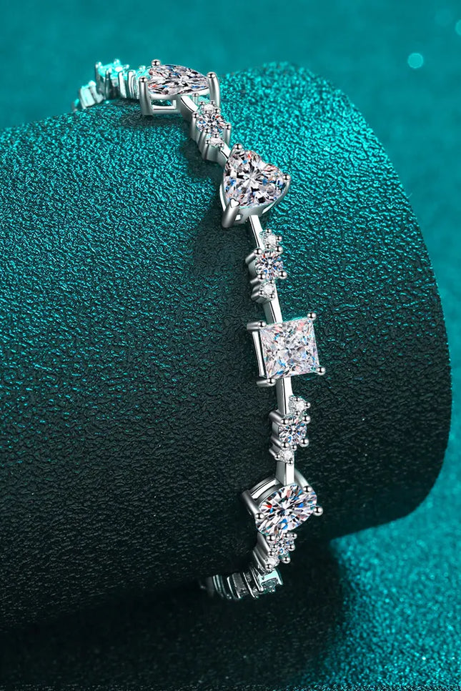 c55c7bab-b7a9-4654-b6a0-9896b21fef6a-Max