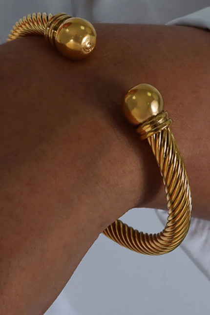 d18c4ba8-2613-4027-8d76-705ad2ba8c99-Max-Origin