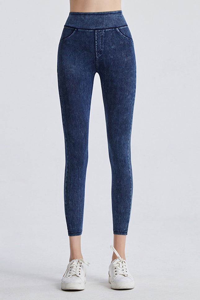 e74564d94e66448fbffd6b26572017e6-Max