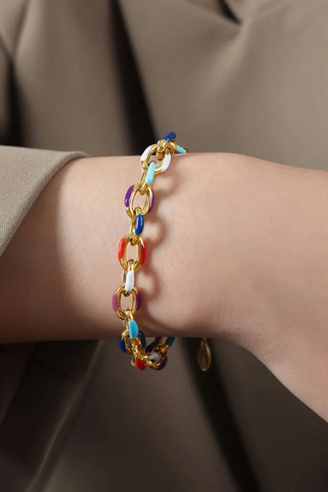 face2d70-fa08-484e-a94c-40c24871f7b3-Max